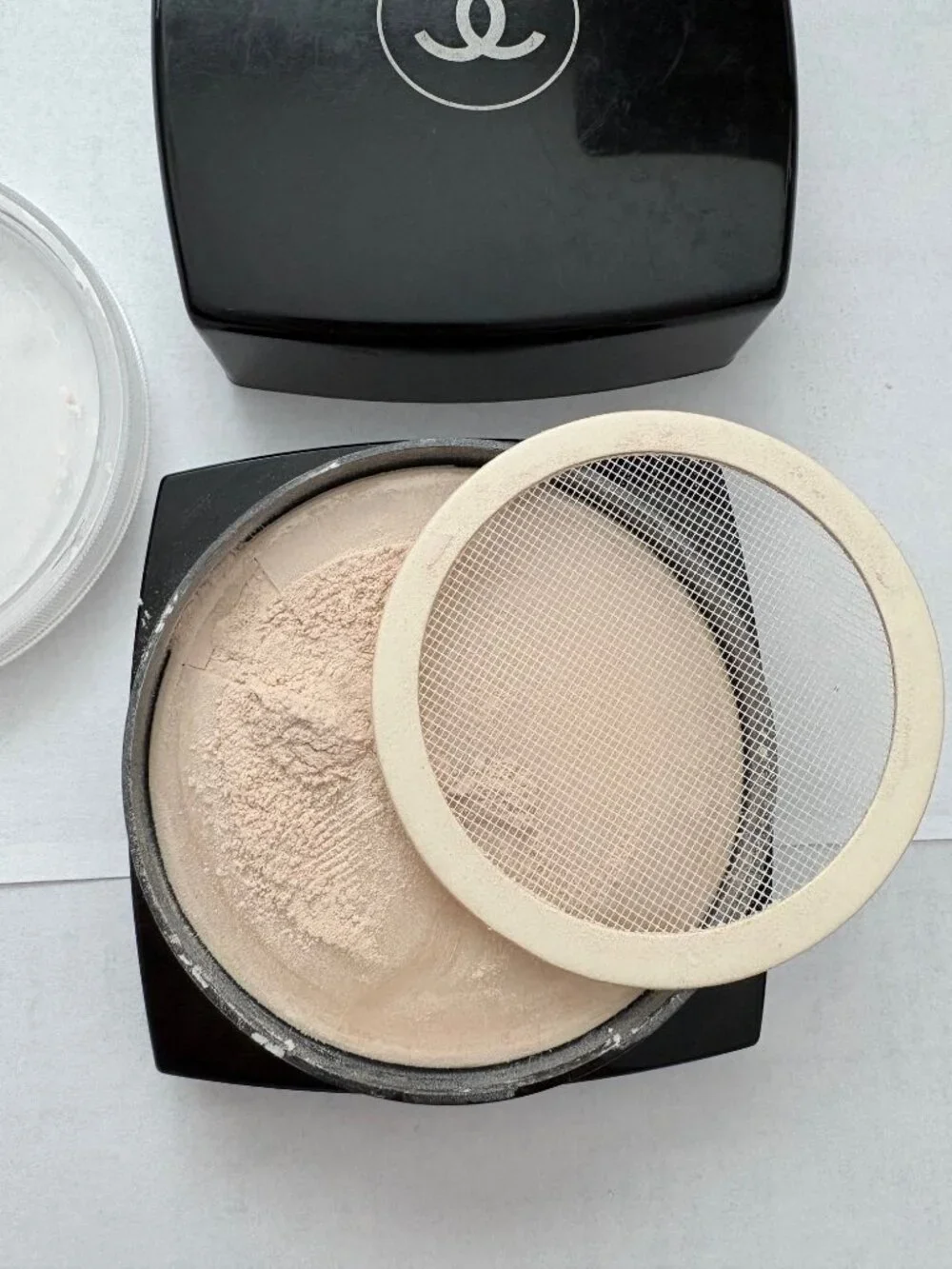 4 VINTAGE CHANEL, DIOR, LANCÔME LOOSE POWDERS BUNDLE